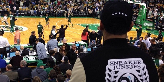 SNEAKER JUNKIES JACKET